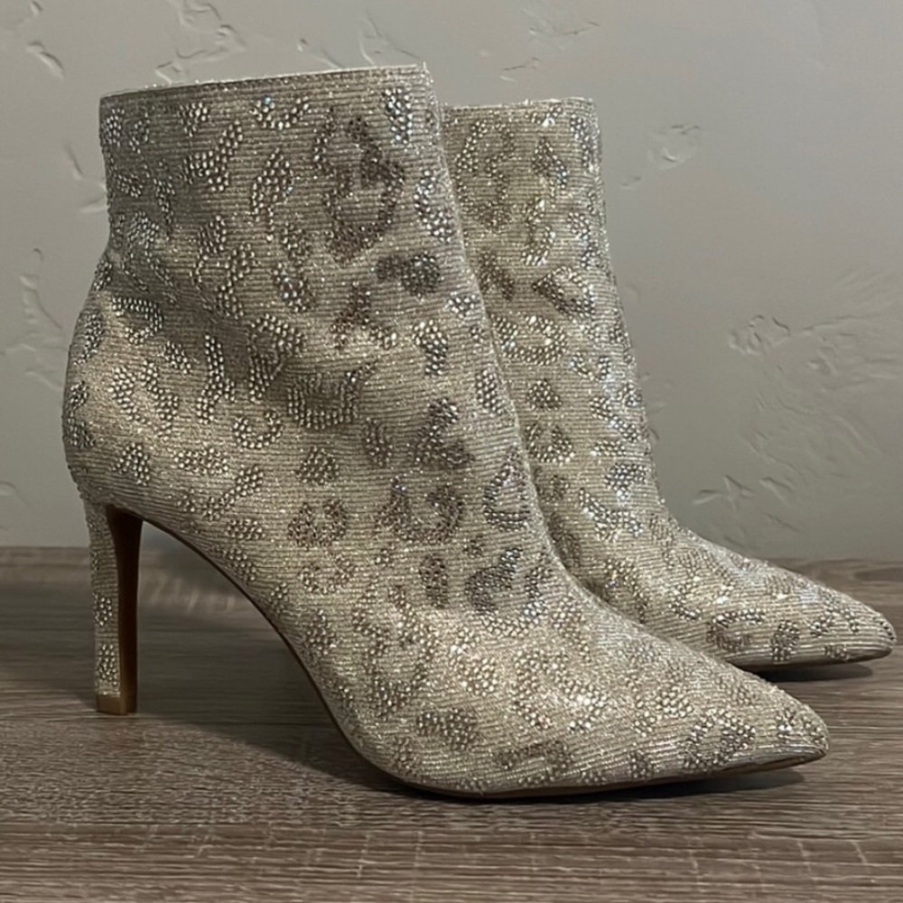Gianni Bini heeled booties, with jeweled leopard print. Size 7.5